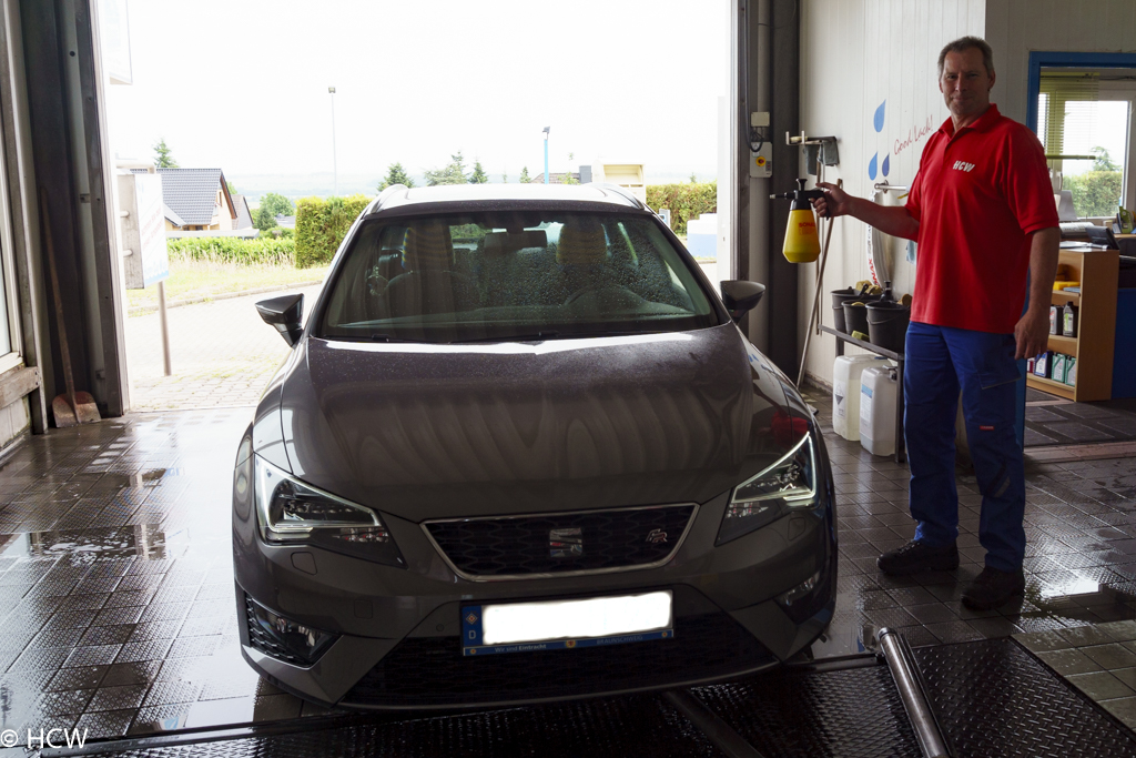 Waschstrasse Fahrzeugvorbehandlung